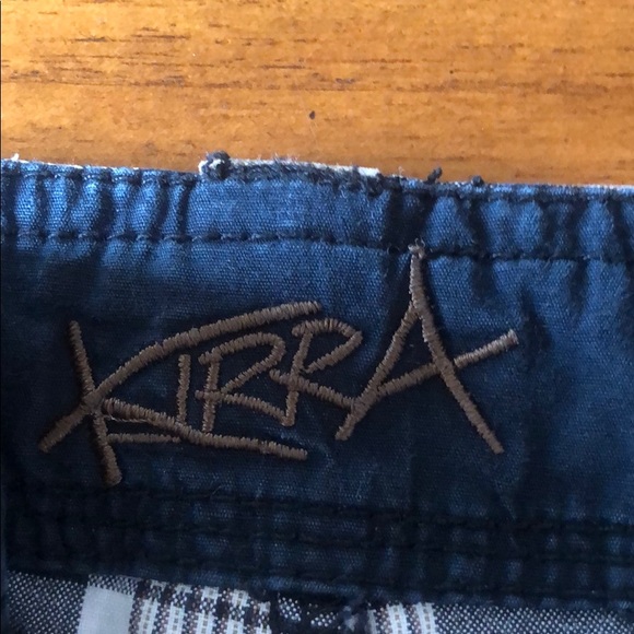 Plaid shorts 33” - Picture 2 of 4